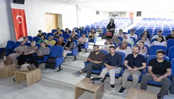 Üniversitemiz Bilim Kafe Etkinliğinde Geleceğin Meslekleri Ele Alındı