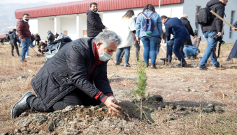 Milli Ağaçlandırma Günü Kapsamında Üniversitemizde Fidan Dikimi Gerçekleştirildi