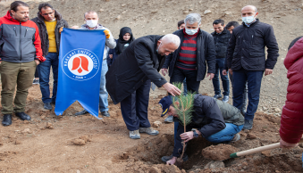 Milli Ağaçlandırma Günü Kapsamında Üniversitemizde Fidan Dikimi Gerçekleştirildi