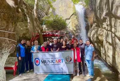 Üniversitemiz Paydaşlığıyla Şemdinli Nehri Kültür ve Sanat Gezisi Gerçekleştirildi