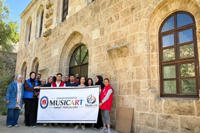 Üniversitemiz Paydaşlığıyla Şemdinli Nehri Kültür ve Sanat Gezisi Gerçekleştirildi