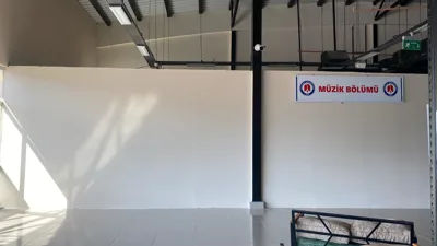 Merkezi Kafetarya Sanatla Buluşuyor