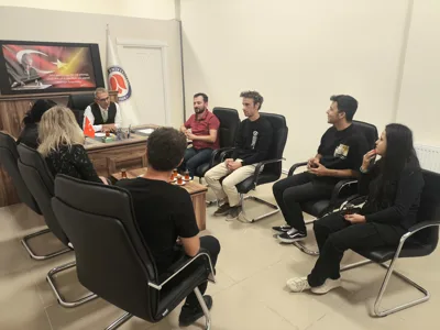 Prof. Dr. Hayati ÇAVUŞ, Yeni Kayıt Yaptıran Öğrencilerimizle Bir Araya Geldi