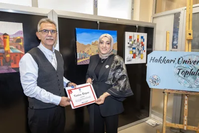 Üniversitemiz Sanat Topluluğu Resim Sergisi Sanatseverlerle Buluştu