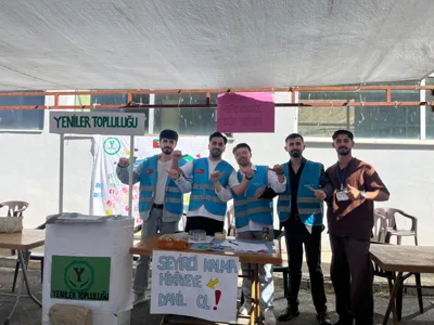 Üniversitemiz Öğrenci Toplulukları Stant Açma Etkinliği