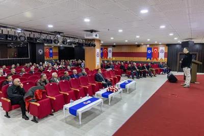 Üniversitemizde Yönetim ve Etkili İletişim Eğitimi Düzenlendi