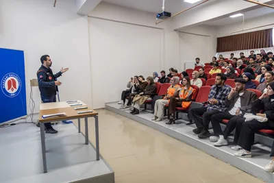Üniversitemizde Afet Farkındalığı ve Temel Afet Bilinci Semineri Düzenlendi