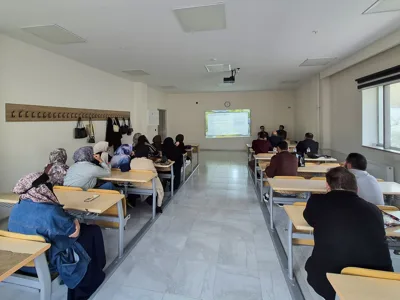 Üniversitemizde Akademik Yazım Semineri Düzenlendi