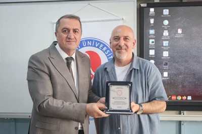 Üniversitemiz Bilim Kafe Etkinlikleri Kapsamında Yüksekova’daki Öğrencilerle Buluştu