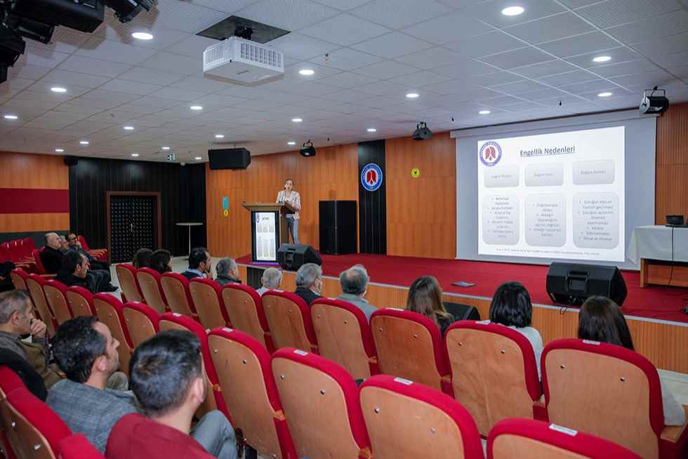 Üniversitemizde Farkında Ol Engelleri Kaldır Semineri Düzenlendi