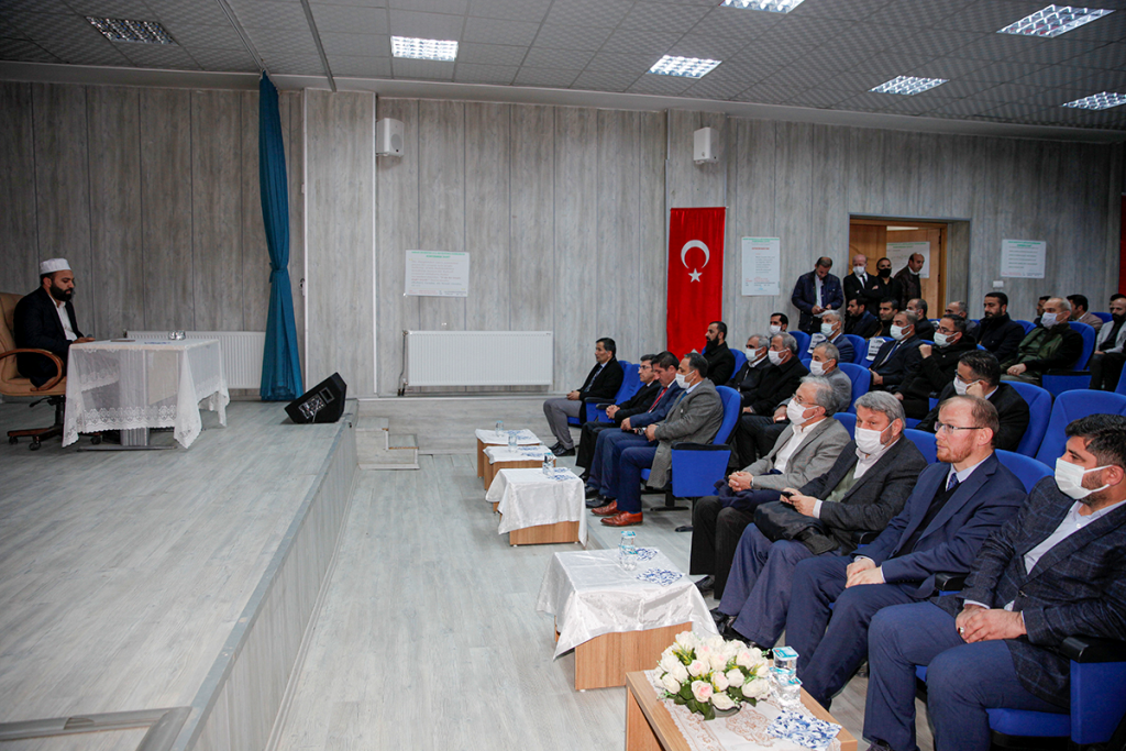 İnsan Hakları ve İslam Konulu Konferans Düzenlendi