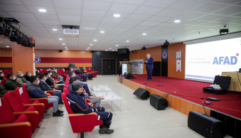 Üniversitemizde Temel Afet Bilinci Eğitimi Verildi