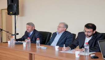 Üniversitemizde Seminer ve İlahi Dinletisi Programı Düzenlendi