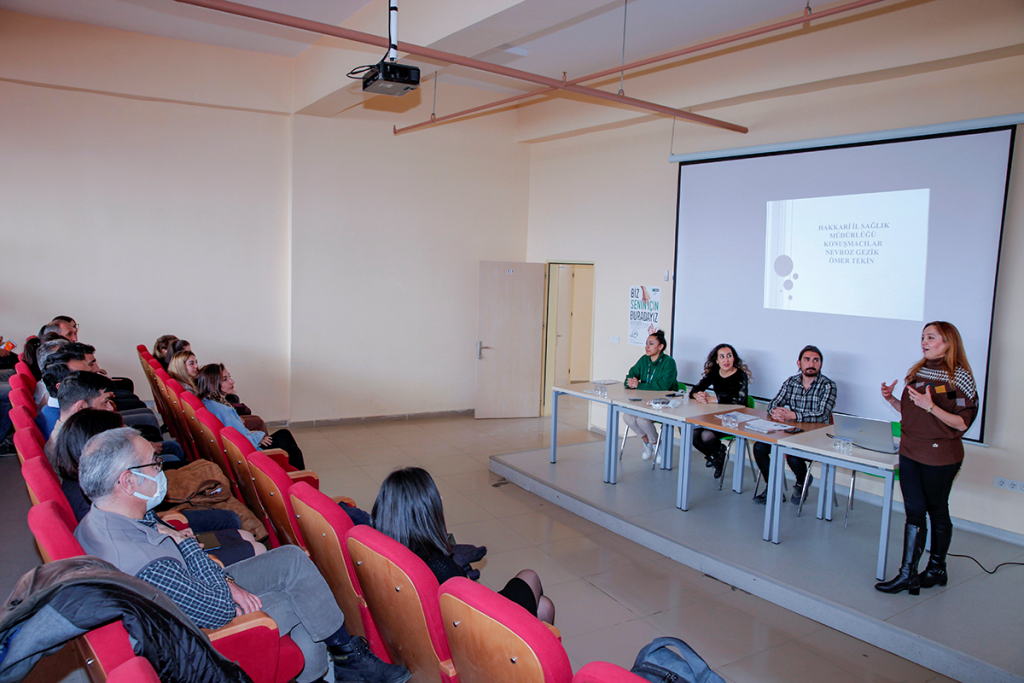 En Büyük Gönüllülük Hareketi “Görev Bende” Semineri Düzenlendi