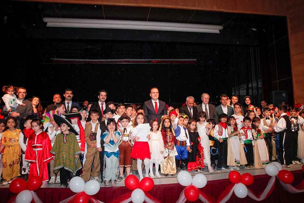 Hakkari’de 23 Nisan Kutlamaları