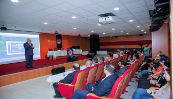 Üniversitemiz Akademik ve İdari Personeline Başarı Ödülleri Verildi.