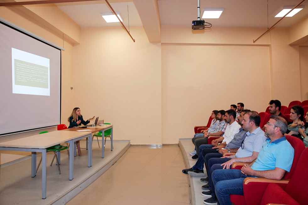 Üniversitemizde “Evlilik Öncesi Danışmanlık” Semineri Düzenlendi