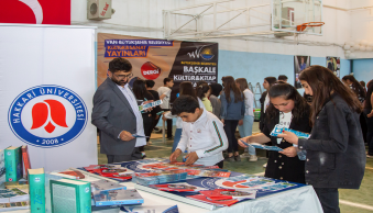 Üniversitemiz Kitap Fuarında Tanıtıldı