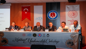 Üniversitemizde ‘Hakkari Madencilik Çalıştayı’ Düzenlendi