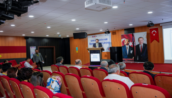 Üniversitemizde Gelecek Seçimlerinde Öğretmenin Rolü Çalıştayı Düzenlendi