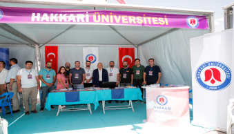 Üniversitemiz Van’da Düzenlenen Üniversite Tercih ve Tanıtım Günlerine Katıldı