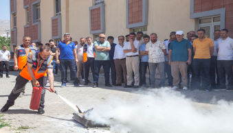 Üniversitemizde Yangın Eğitimi ve Tatbikatı Gerçekleştirildi