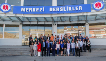 Üniversitemiz Sağlık Bilimleri Fakültesi Hemşirelik Bölümü Öğrencilerine Yönelik Oryantasyon Programı Düzenlendi