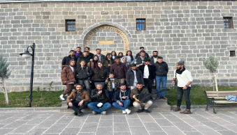 Meydan Medresesi