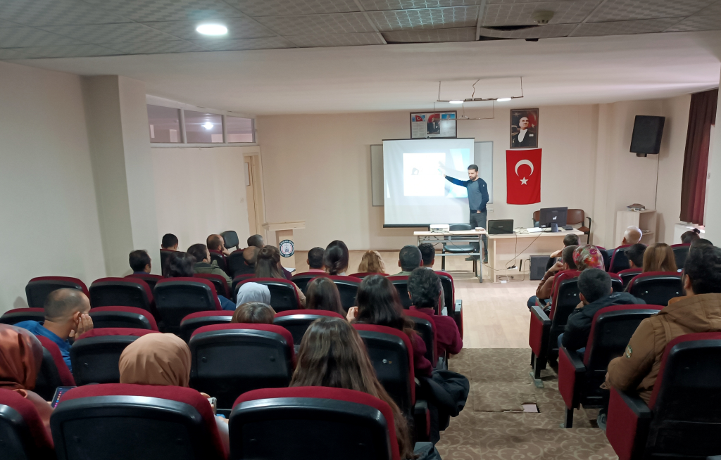 Üniversitemizde Bilgi Güvenliği Eğitimi Programı Düzenlendi