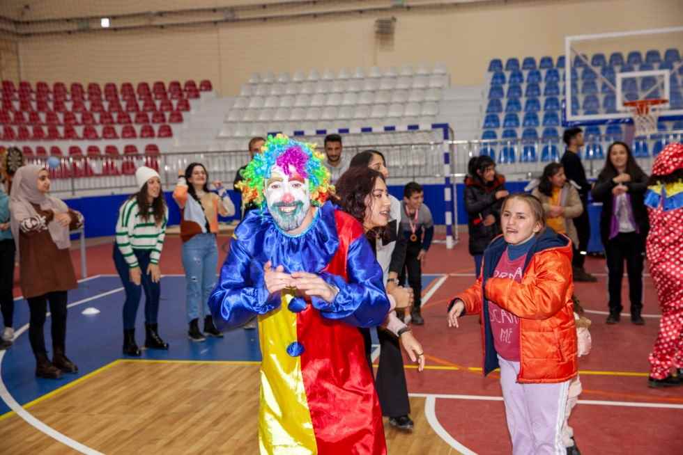 Üniversitemizde 3 Aralık Dünya Engelliler Günü Şenliği Düzenlendi