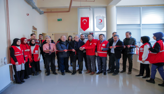 Üniversitemizde Türk Kızılay Butik Mağazası Açıldı