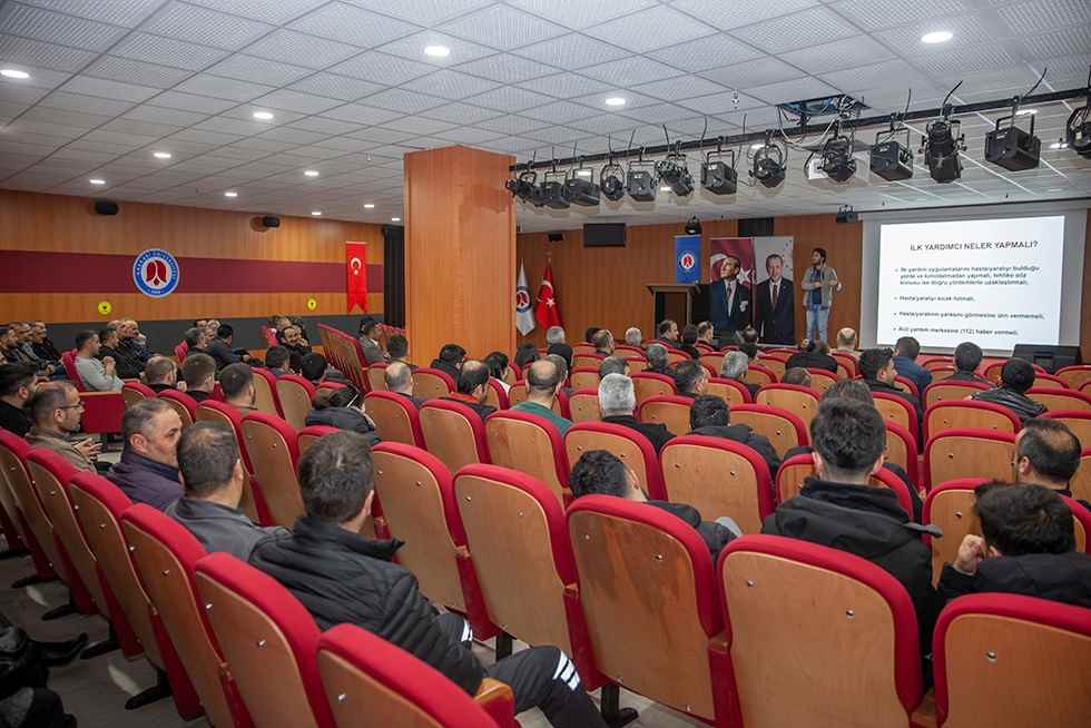 Üniversitemiz Personeline Hizmeti İçi Eğitim Verildi