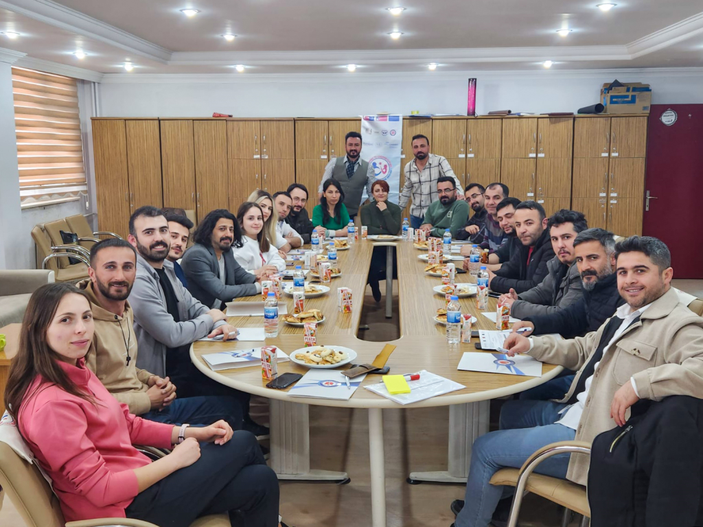 Üniversitemizden Milli Eğitim Öğretmenlerine Ortak Ajans Koçluğu ve Mentorluk Eğitimi