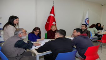 Üniversitemiz Personeline AB Projeleri Yazma Eğitimi Verildi