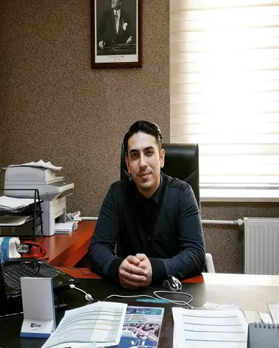 Bilgisayar İşletmeni Halil KÖÇE profil fotoğrafı